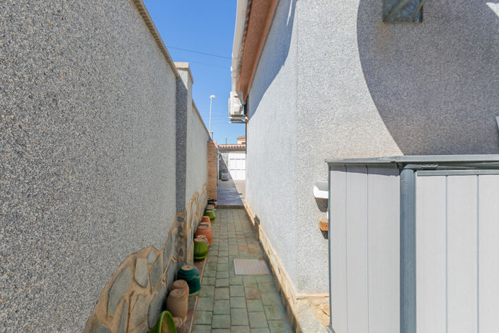 Image No.48-4 Bed Villa for sale