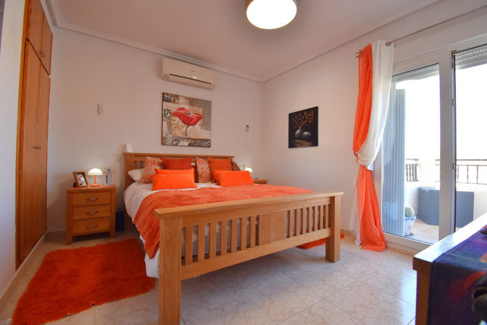 Image No.12-3 Bed Villa for sale