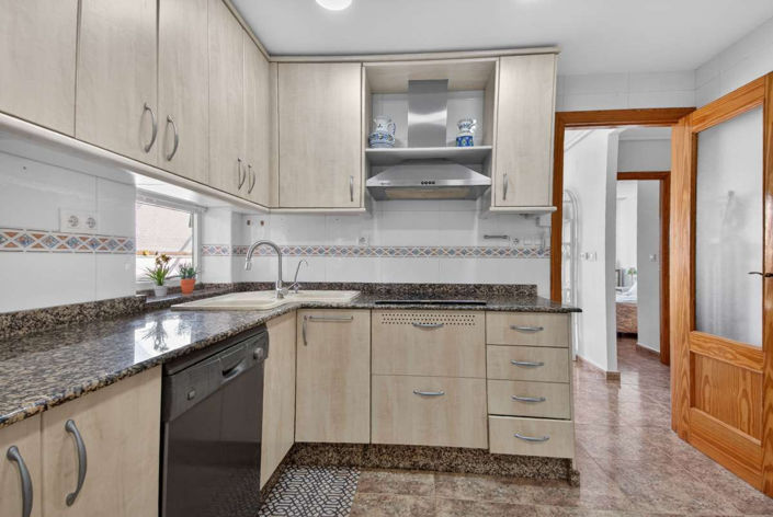 Image No.10-2 Bed Apartment for sale