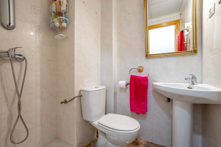 Image No.8-2 Bed Apartment for sale