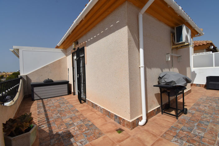Image No.20-2 Bed Villa for sale