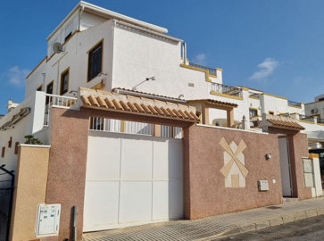 1 - Los Altos, Villa