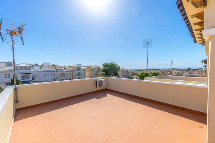 Image No.20-3 Bed Villa for sale