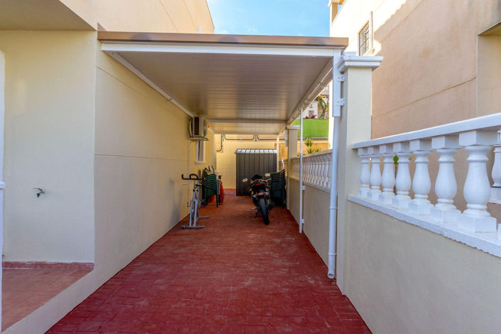 Image No.5-3 Bed Villa for sale