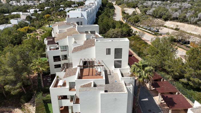 Image No.36-2 Bed Apartment for sale