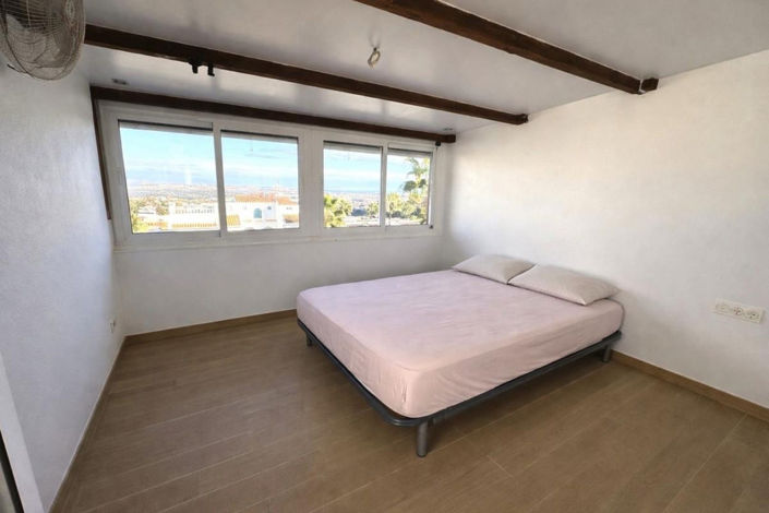 Image No.9-3 Bed Townhouse for sale