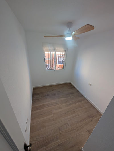 Image No.13-3 Bed Townhouse for sale