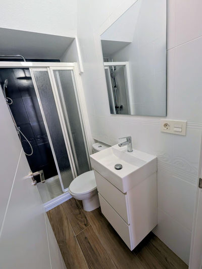 Image No.17-3 Bed Townhouse for sale