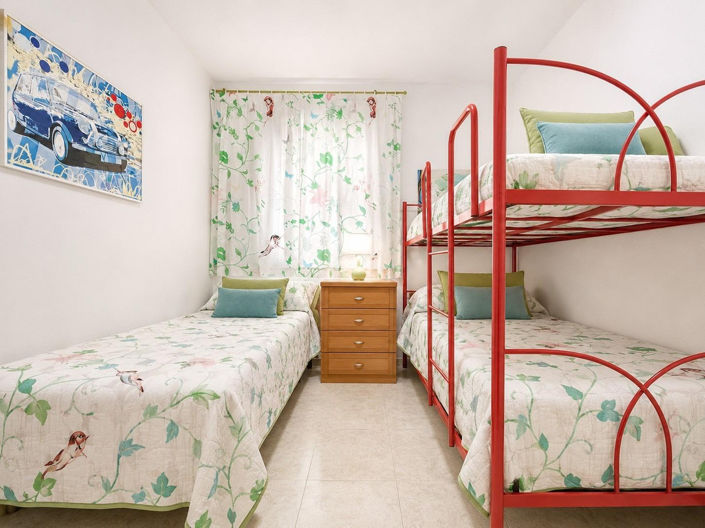 Image No.9-2 Bed Apartment for sale