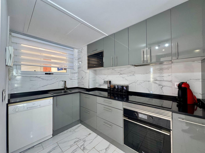 Image No.18-2 Bed Apartment for sale