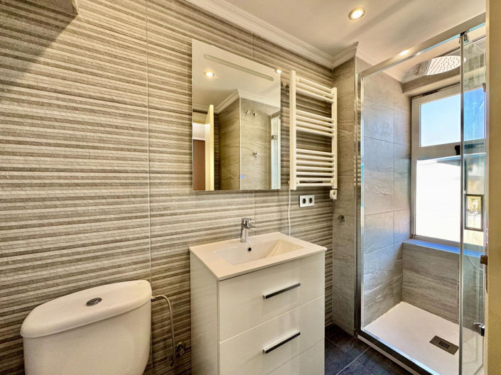 Image No.23-2 Bed Apartment for sale