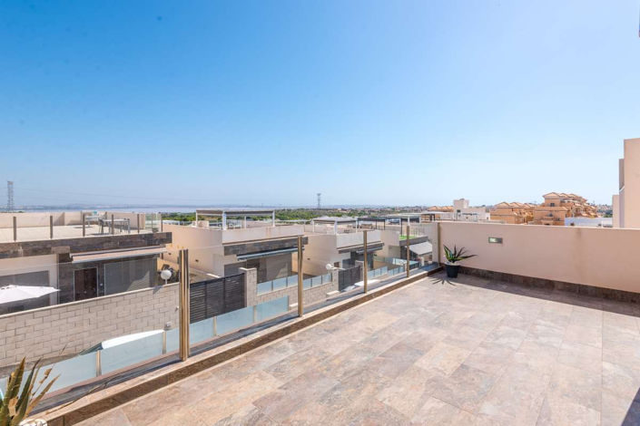 Image No.17-3 Bed Villa for sale