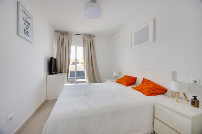 Image No.19-2 Bed Apartment for sale