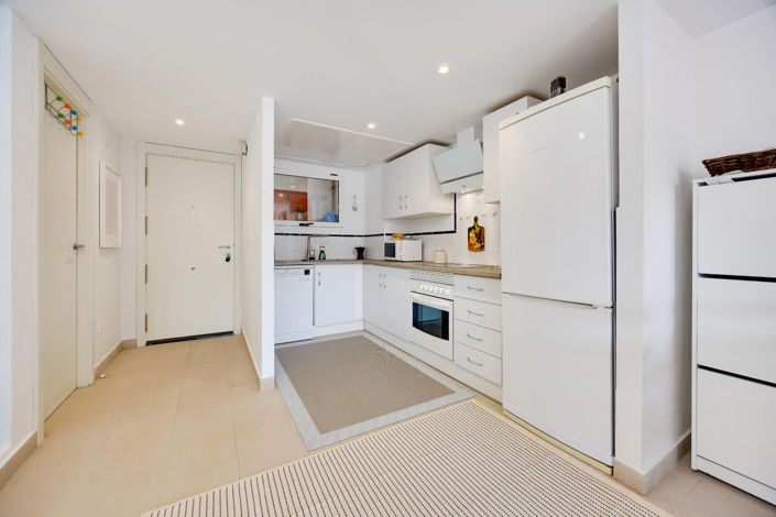 Image No.25-2 Bed Apartment for sale