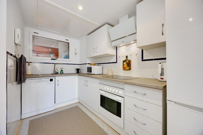 Image No.26-2 Bed Apartment for sale