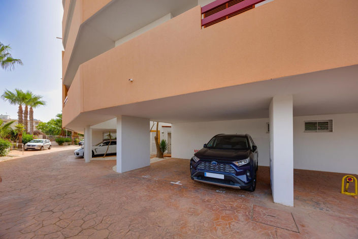 Image No.39-2 Bed Apartment for sale