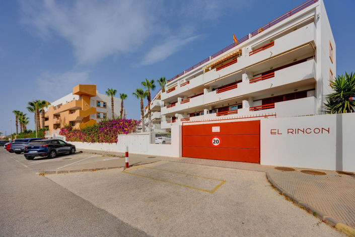 Image No.40-2 Bed Apartment for sale