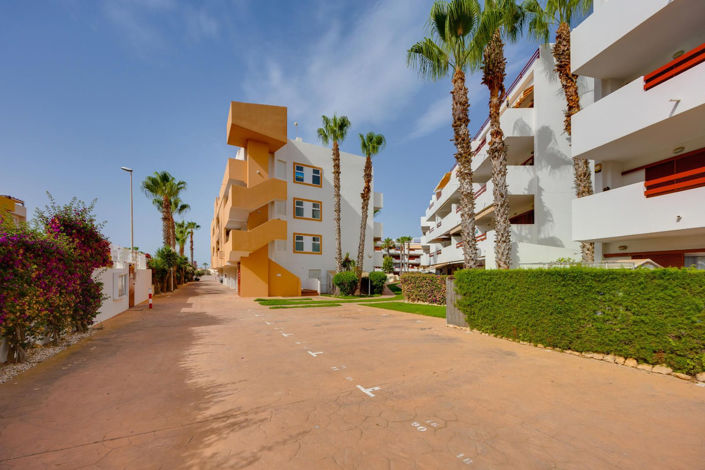Image No.48-2 Bed Apartment for sale