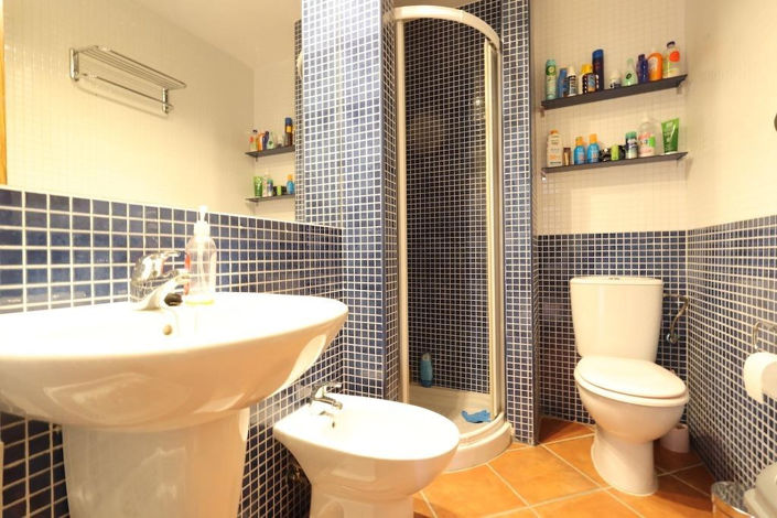 Image No.12-2 Bed Villa for sale