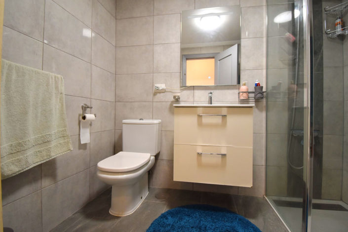 Image No.16-2 Bed Apartment for sale