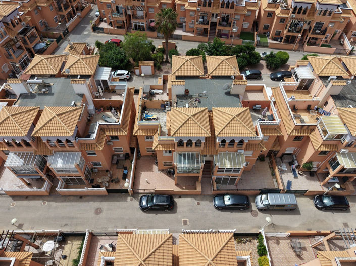Image No.20-2 Bed Apartment for sale