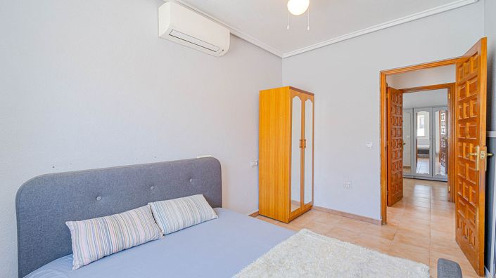 Image No.34-2 Bed Apartment for sale