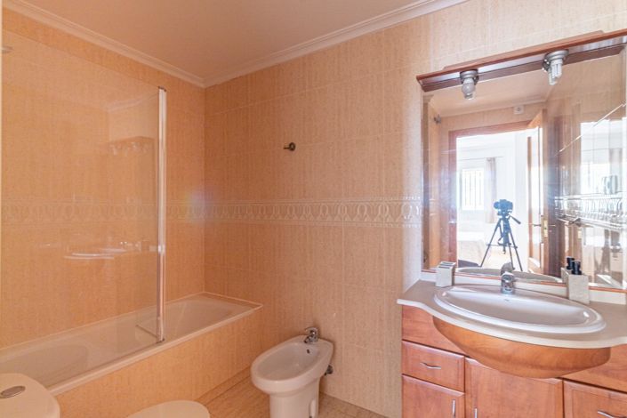 Image No.16-3 Bed Bungalow for sale