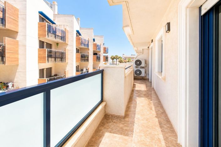 Image No.8-2 Bed Apartment for sale