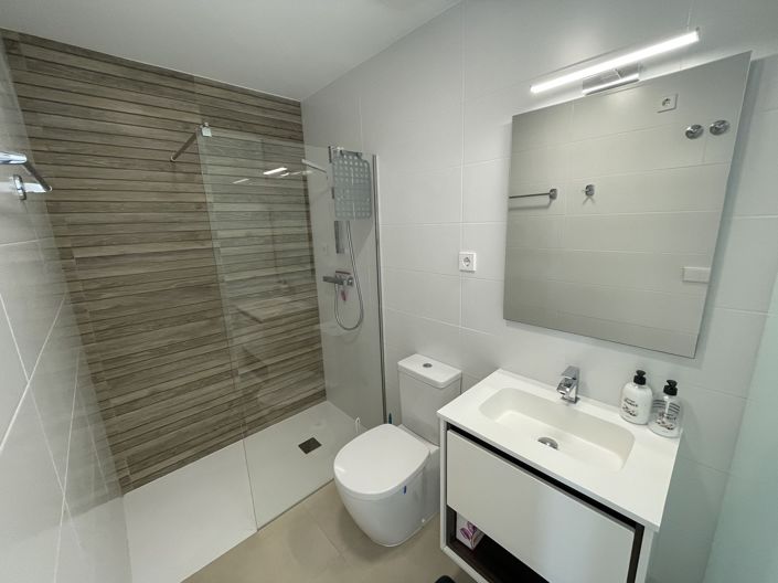 Image No.15-2 Bed Apartment for sale