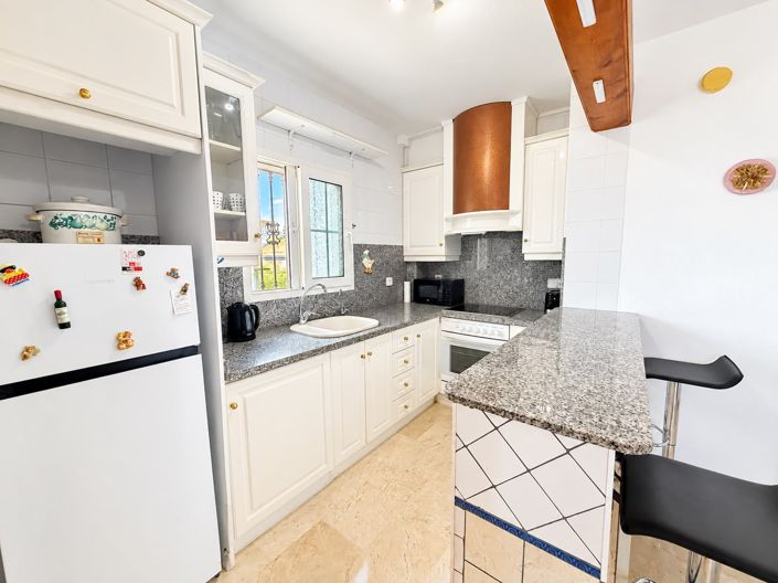 Image No.12-2 Bed Apartment for sale