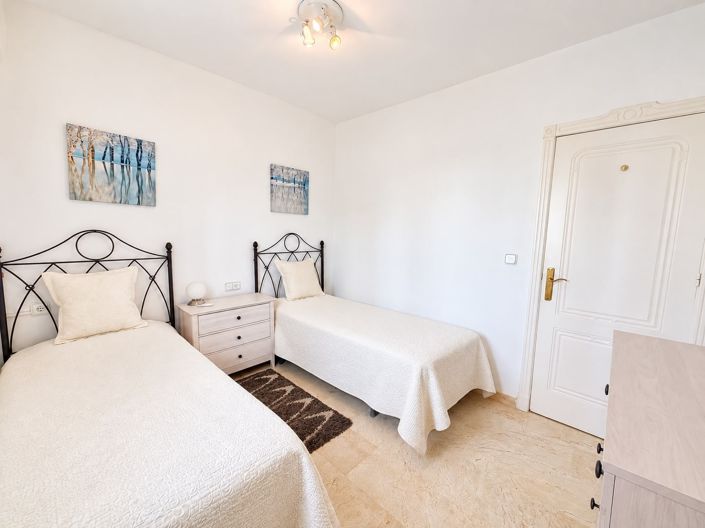Image No.19-2 Bed Apartment for sale