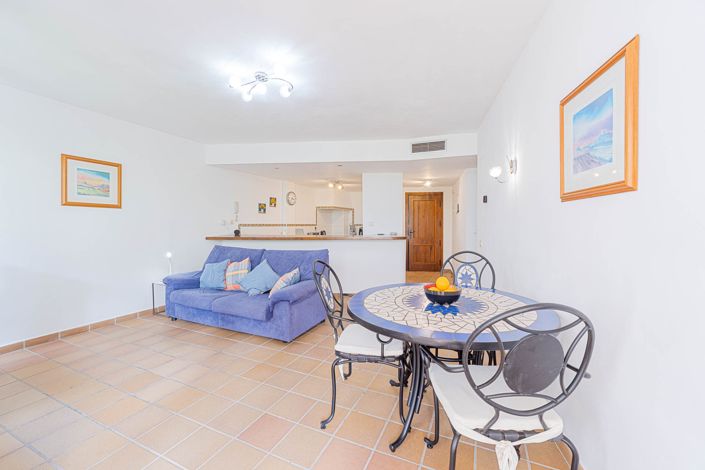Image No.13-2 Bed Property for sale