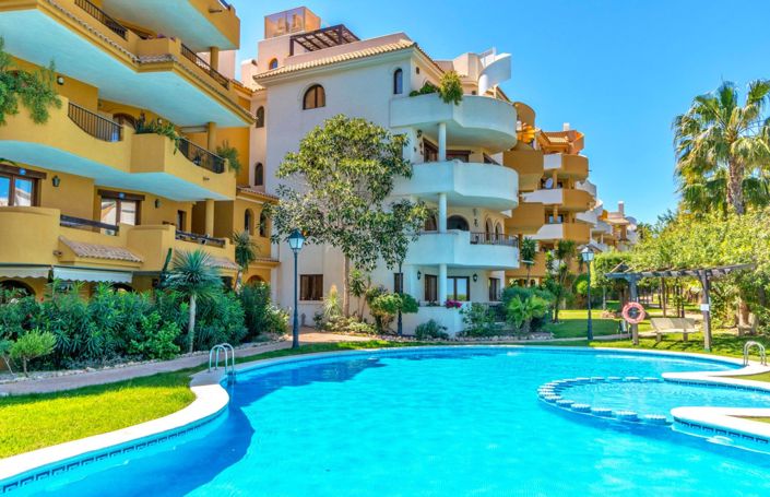 Image No.15-2 Bed Property for sale