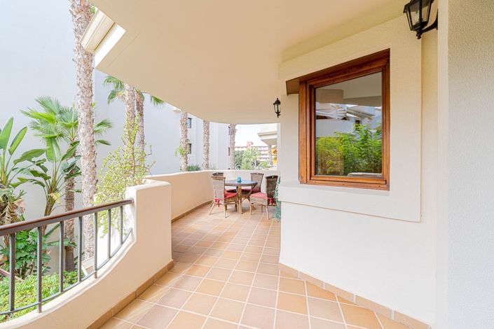 Image No.16-2 Bed Property for sale