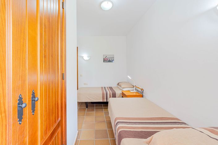Image No.23-2 Bed Property for sale