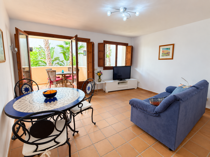 Image No.37-2 Bed Property for sale
