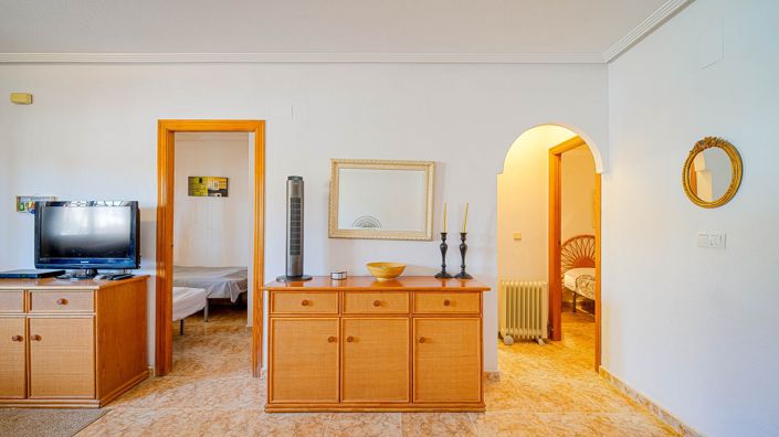 Image No.16-2 Bed Property for sale