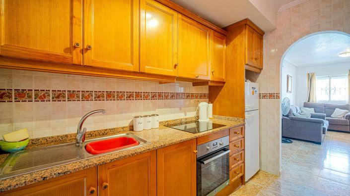 Image No.24-2 Bed Property for sale