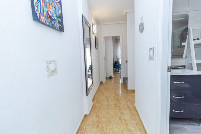 Image No.17-3 Bed Townhouse for sale