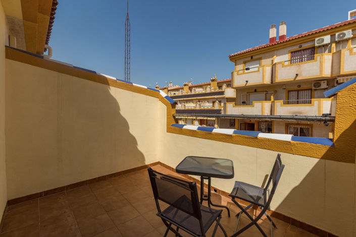 Image No.22-3 Bed Townhouse for sale