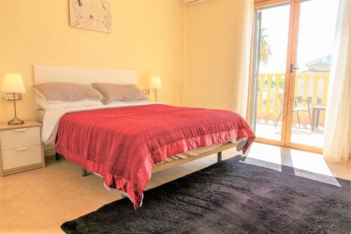 Image No.21-3 Bed Villa for sale