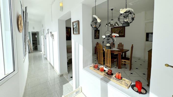 Image No.30-4 Bed Country House for sale