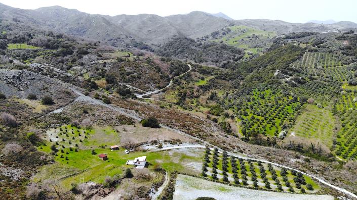 Image No.26-1 Bed Farmhouse for sale