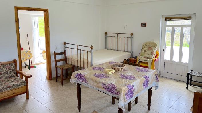 Image No.17-1 Bed Farmhouse for sale