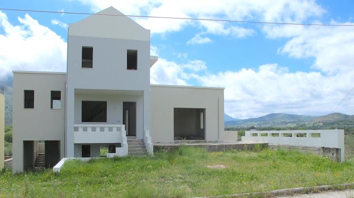 Image No.3-Villa / Détaché de 5 chambres à vendre à Koxare