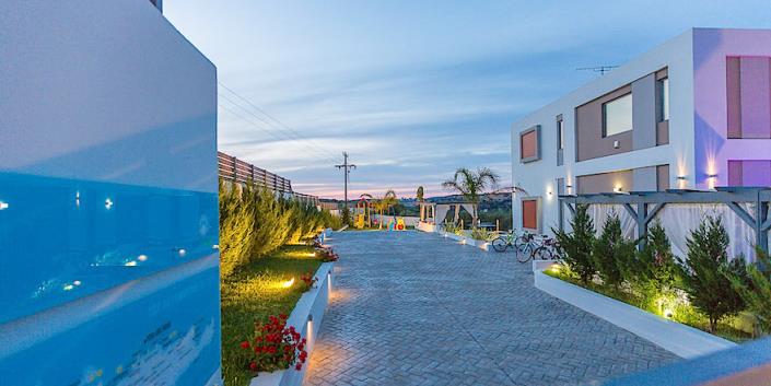 Image No.25-Villa / Détaché de 4 chambres à vendre à Roumali