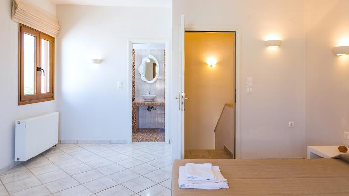 Image No.30-6 Bed Villa / Detached for sale