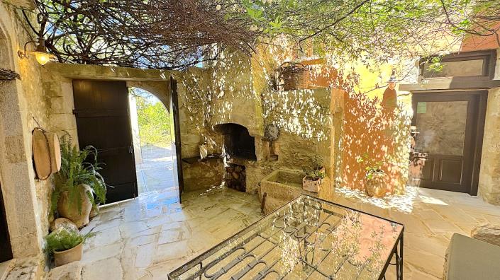 Image No.5-5 Bed Villa / Detached for sale