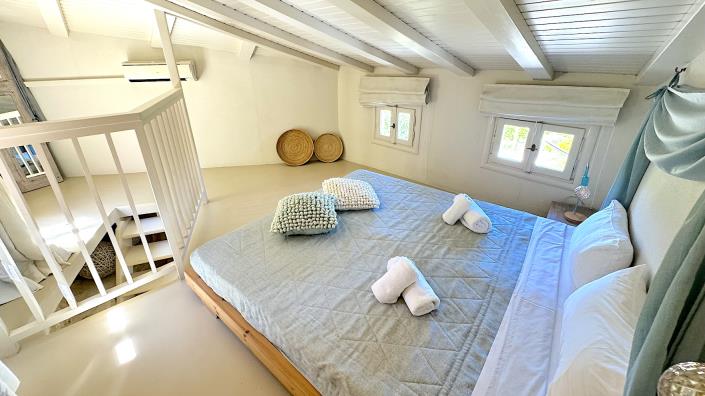 Image No.44-5 Bed Villa / Detached for sale