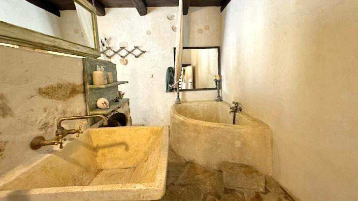 Image No.27-5 Bed Villa / Detached for sale